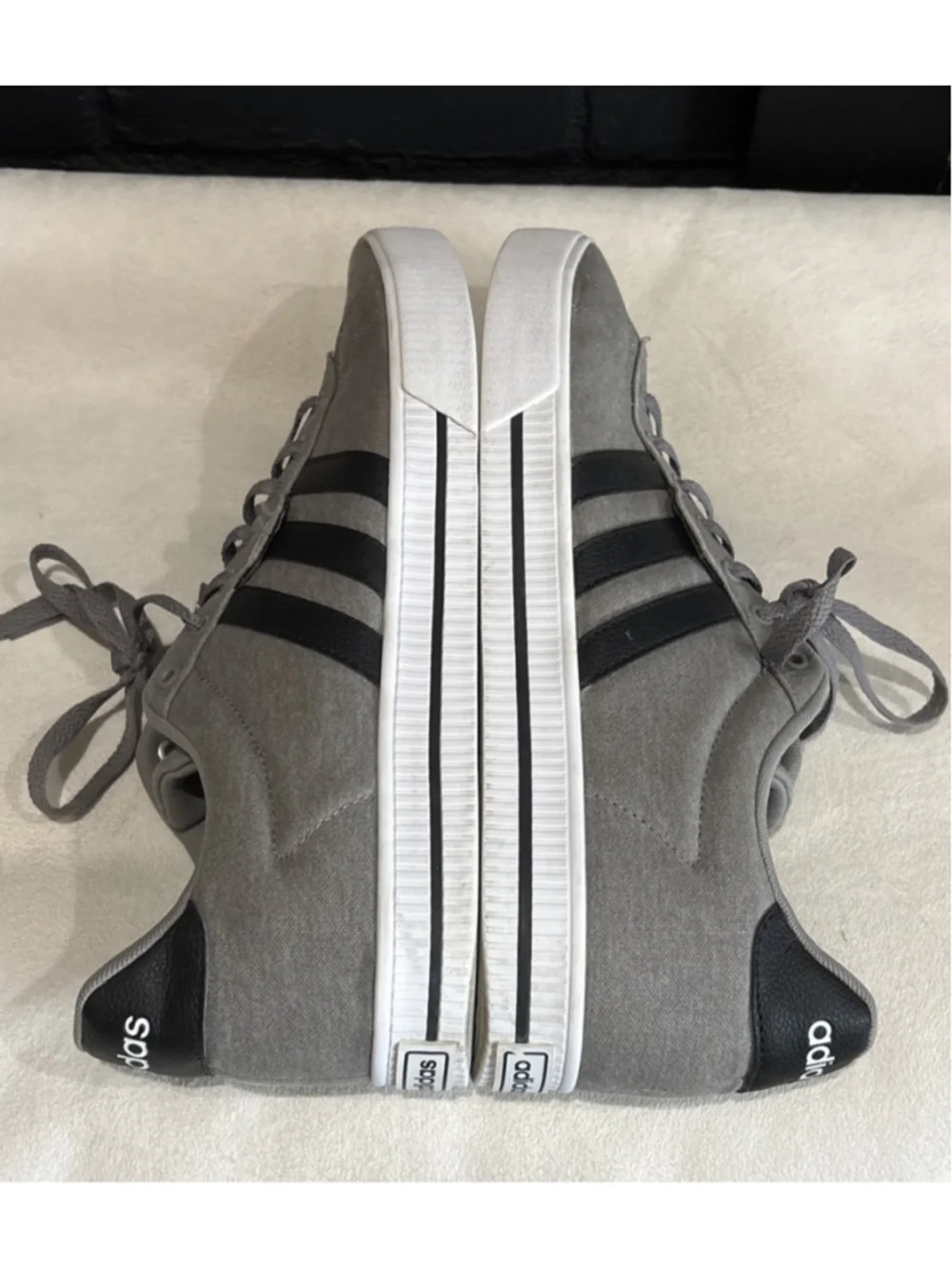 adidas Men's Gray Low-Top Sneakers with Black Stripes